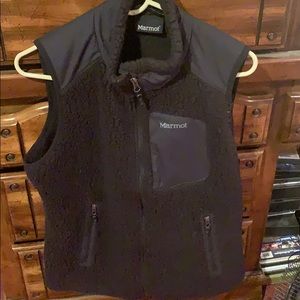 Ladies marmot Polartec vest. Size medium